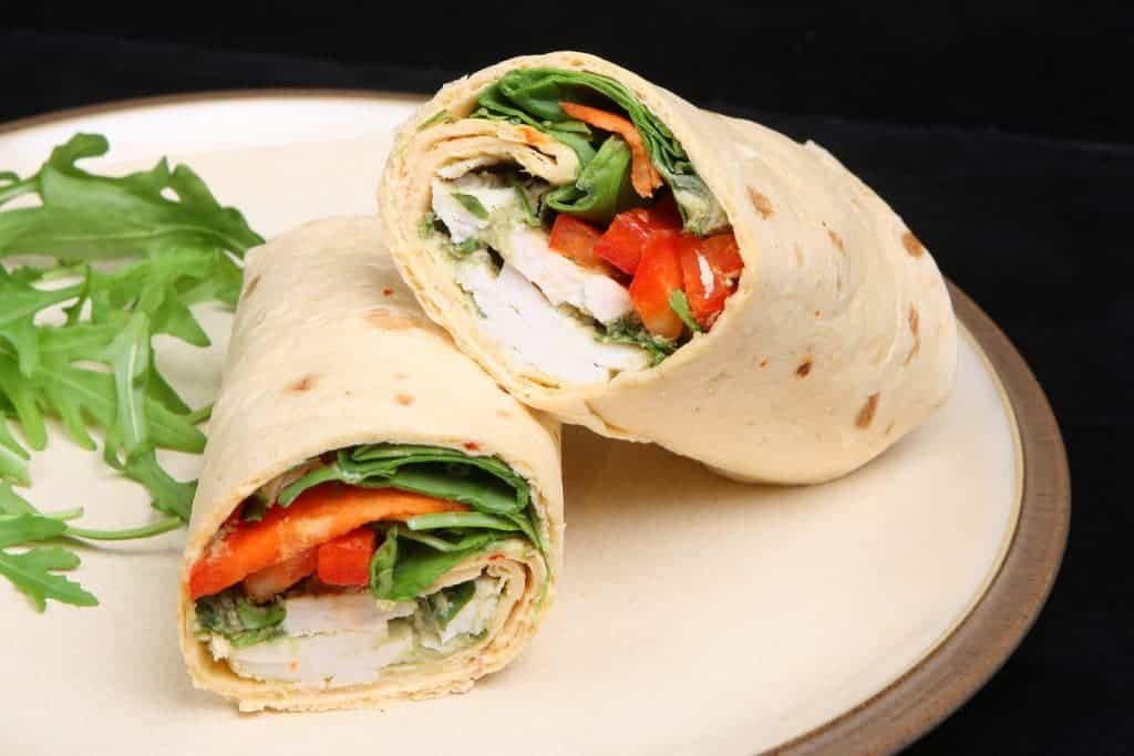 How to Make Chicken Wraps in 35 Minutes - FamilyNano