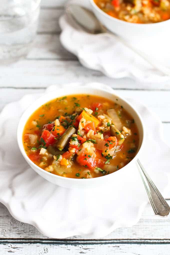 Slow Cooker Vegetable Barley Soup