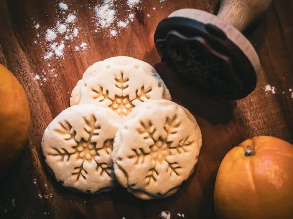 baking cookies